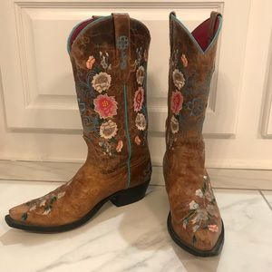Macie Bean Honey Bunch Rose Garden Boots
